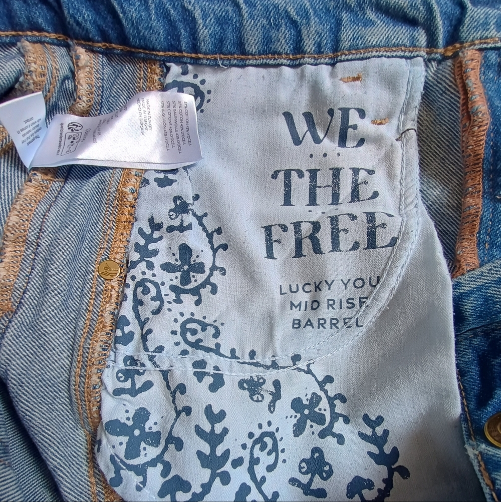 We The Free Women's Boyfriend Jeans - Blue Denim - Picture 4 of 10